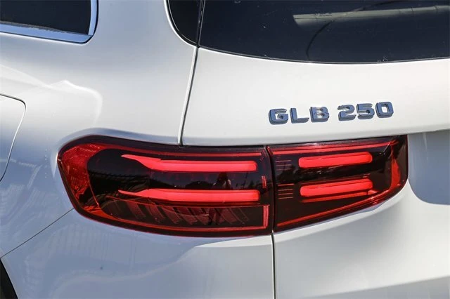 2024 Mercedes-Benz X247 GLB - Image 9 of 12