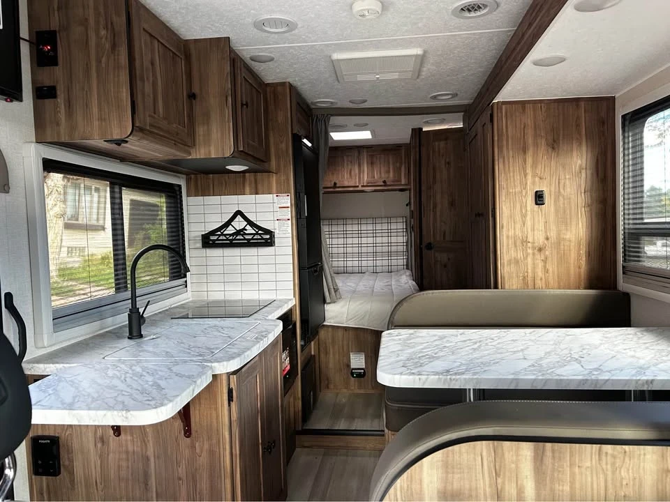 2024 Mercedes-Benz VS30 Sprinter - Image 6 of 20