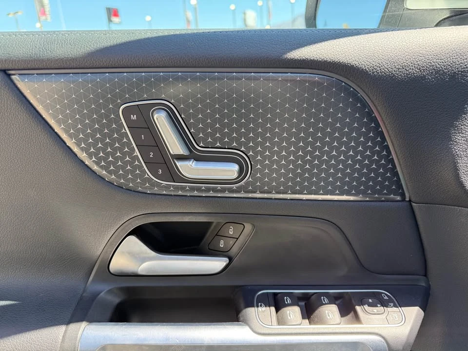 2024 Mercedes-Benz EQB - Image 5 of 14