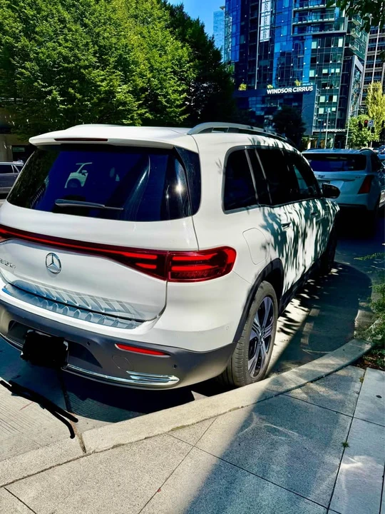 2024 Mercedes-Benz EQB - Image 4 of 11