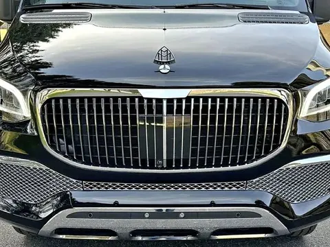 2024 Mercedes-Benz Sprinter Pullman Maybach Trim