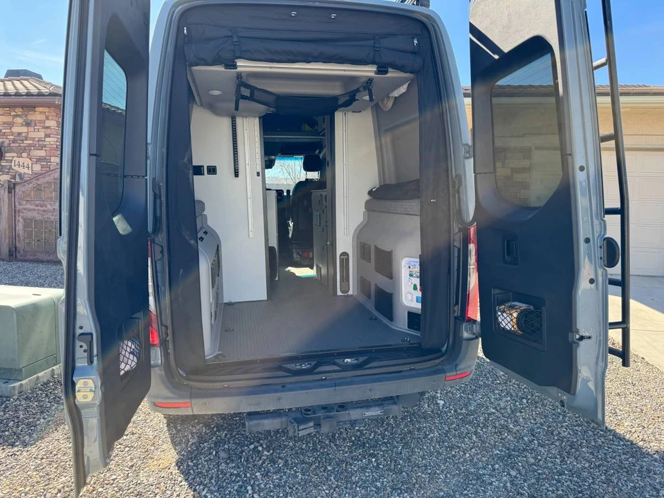2024 Mercedes-Benz VS30 Sprinter - Image 8 of 23