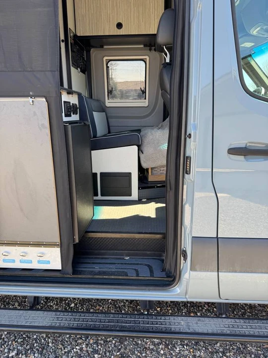 2024 Mercedes-Benz VS30 Sprinter - Image 15 of 23