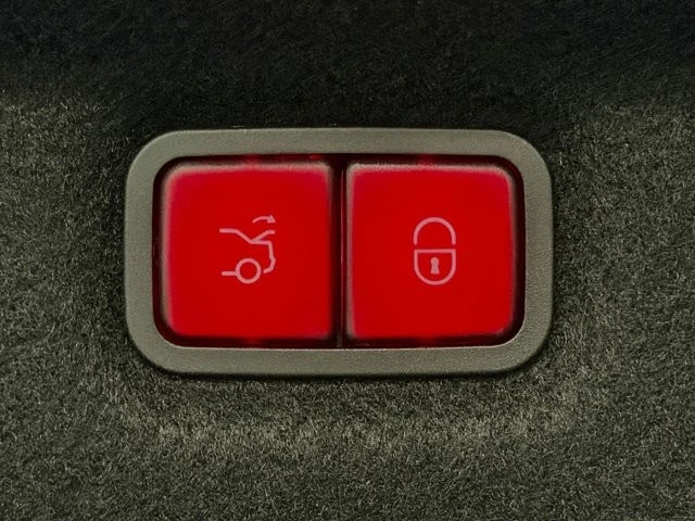 2024 Mercedes-Benz - Image 16 of 31