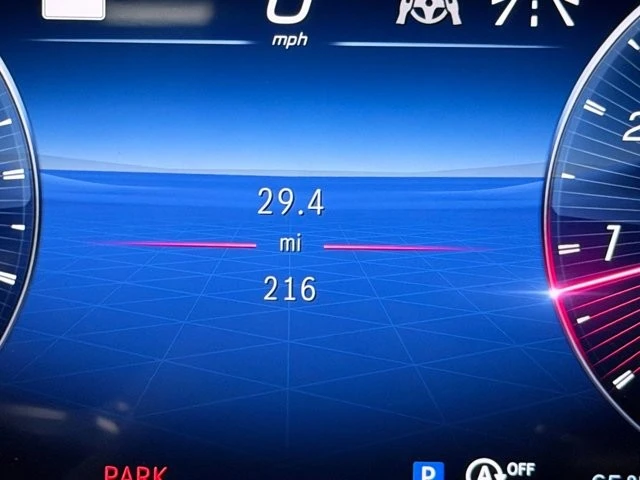 2024 Mercedes-Benz - Image 25 of 31