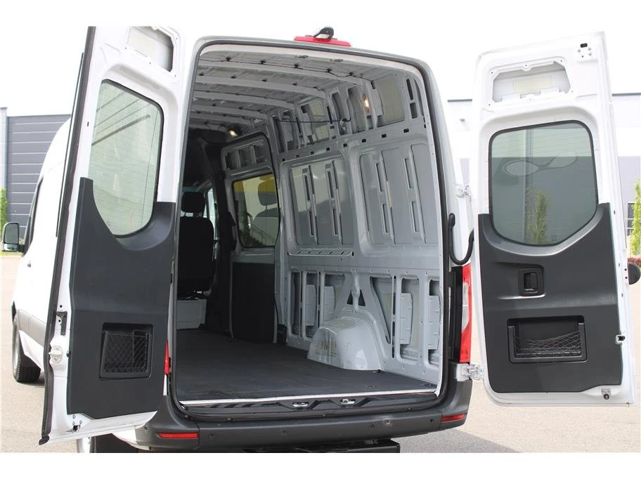 2024 Mercedes-Benz VS30 Sprinter - Image 10 of 10
