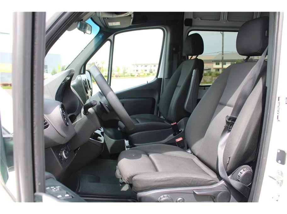 2024 Mercedes-Benz VS30 Sprinter - Image 7 of 10