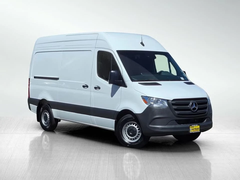 2024 Mercedes-Benz VS30 Sprinter - Image 2 of 15