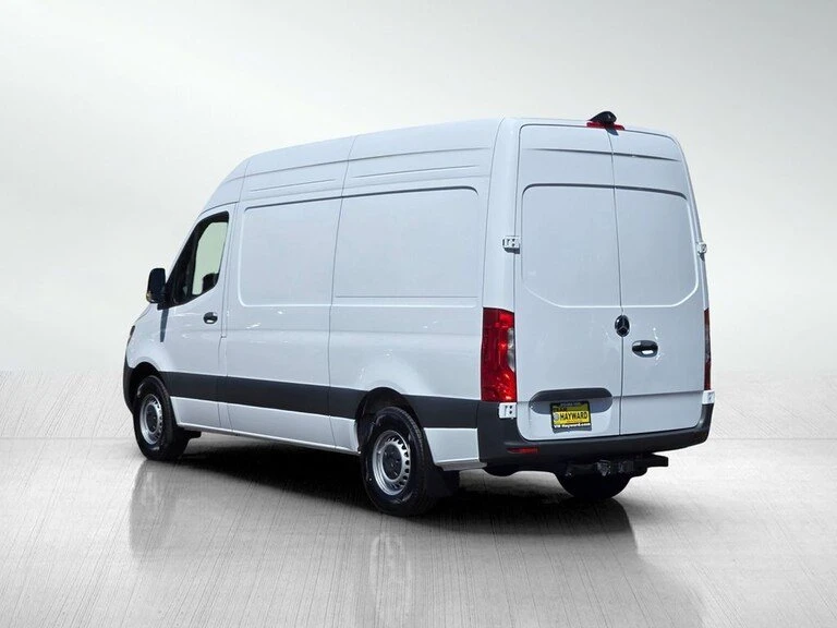 2024 Mercedes-Benz VS30 Sprinter - Image 4 of 15