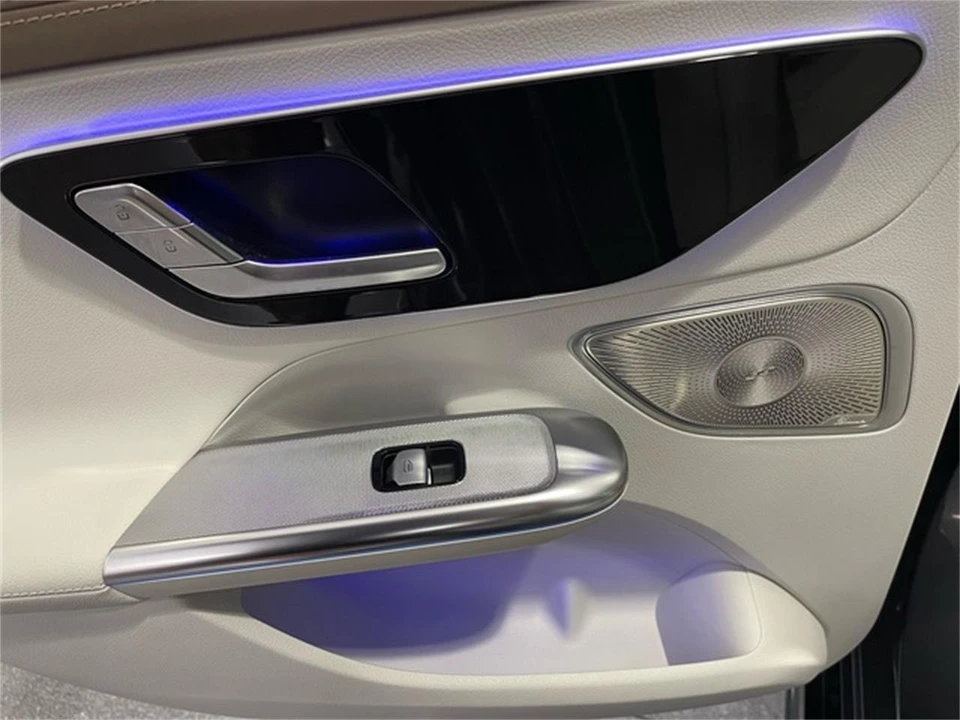 2024 Mercedes-Benz - Image 29 of 31