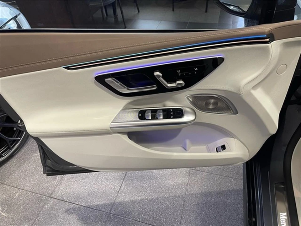 2024 Mercedes-Benz - Image 19 of 31