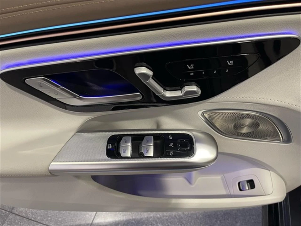 2024 Mercedes-Benz - Image 20 of 31