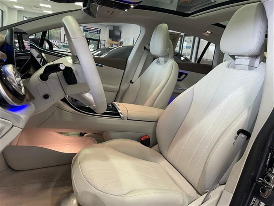 2024 Mercedes-Benz - Image 22 of 31