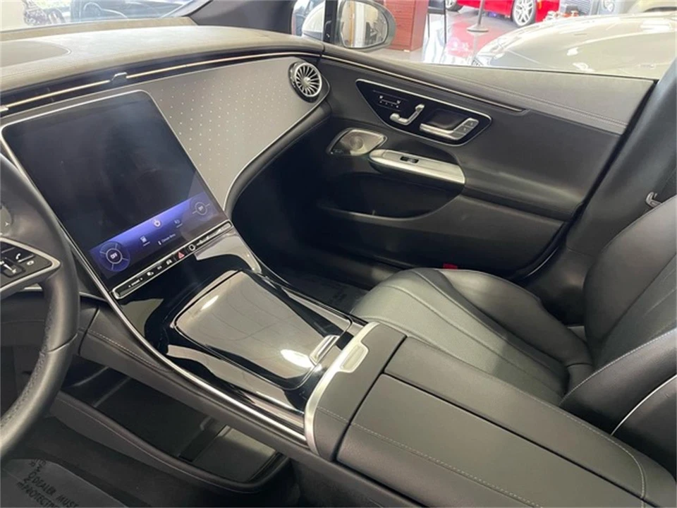 2024 Mercedes-Benz - Image 26 of 31