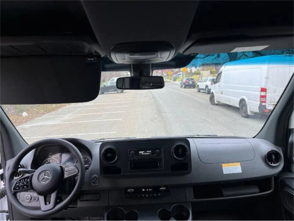 2024 Mercedes-Benz VS30 Sprinter - Image 21 of 29