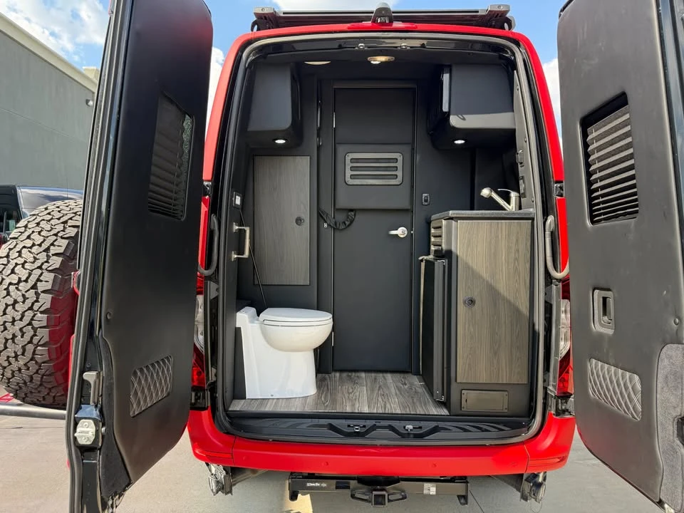 2024 Mercedes-Benz VS30 Sprinter - Image 5 of 18