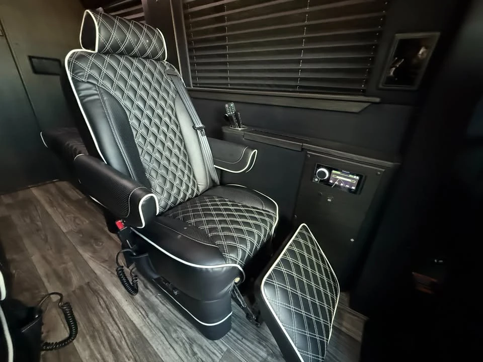 2024 Mercedes-Benz VS30 Sprinter - Image 13 of 18