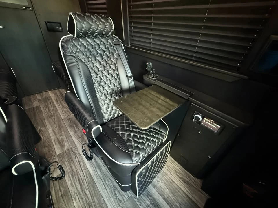 2024 Mercedes-Benz VS30 Sprinter - Image 14 of 18