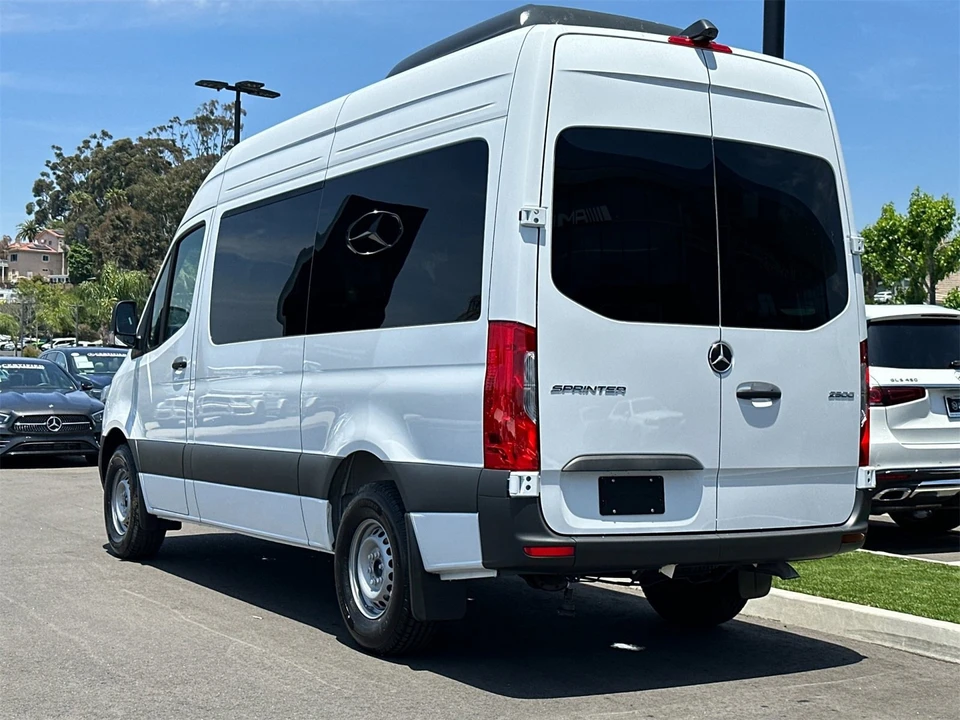 2024 Mercedes-Benz VS30 Sprinter - Image 5 of 12