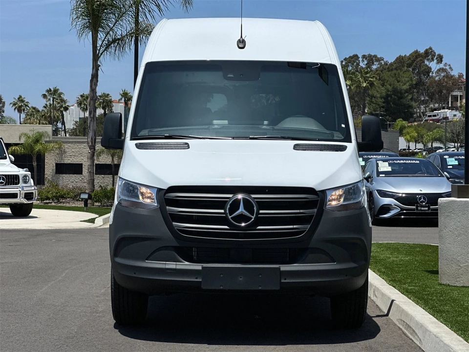 2024 Mercedes-Benz VS30 Sprinter - Image 8 of 12