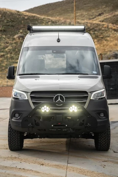 2024 Mercedes-Benz VS30 Sprinter - Image 2 of 9