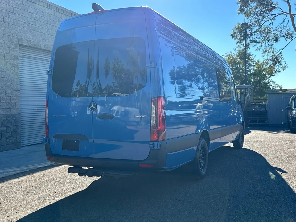 2024 Mercedes-Benz VS30 Sprinter - Image 3 of 12