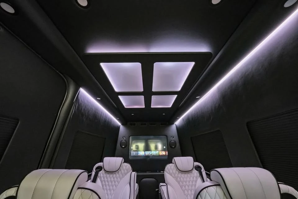 2024 Mercedes-Benz VS30 Sprinter - Image 18 of 20