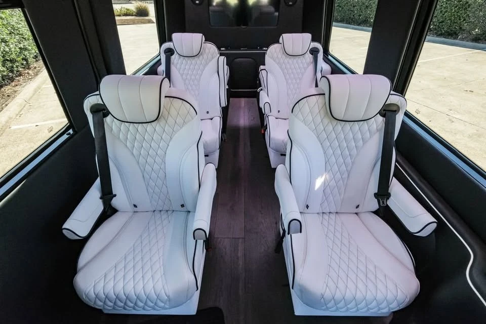 2024 Mercedes-Benz VS30 Sprinter - Image 14 of 20
