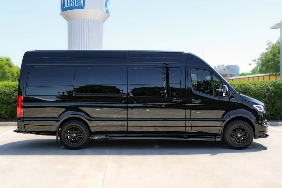 2024 Mercedes-Benz VS30 Sprinter - Image 3 of 20