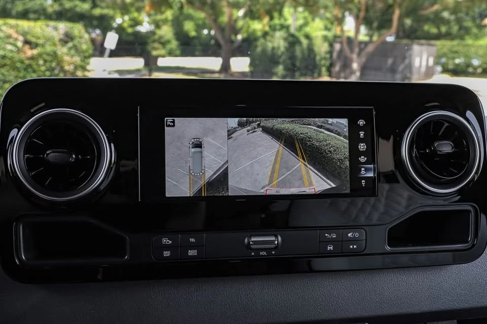 2024 Mercedes-Benz VS30 Sprinter - Image 11 of 20