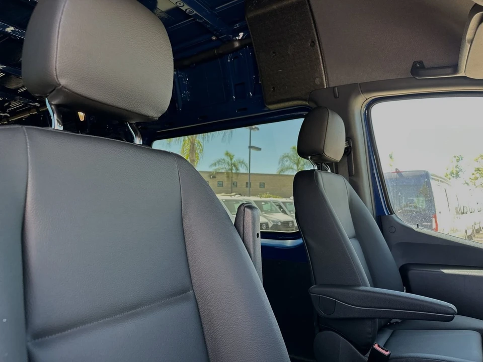 2024 Mercedes-Benz VS30 Sprinter - Image 18 of 21