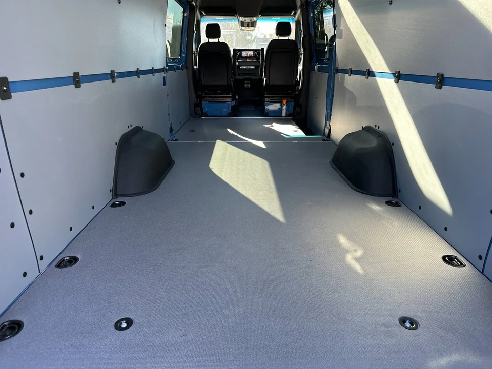 2024 Mercedes-Benz VS30 Sprinter - Image 16 of 21