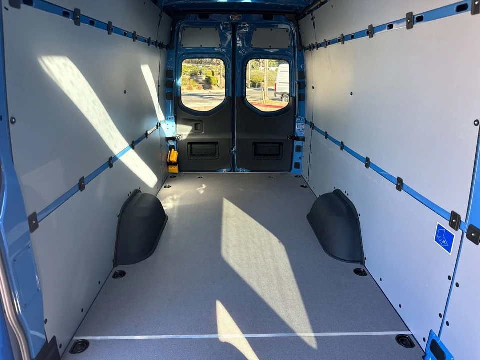 2024 Mercedes-Benz VS30 Sprinter - Image 15 of 21
