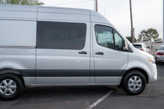 2024 Mercedes-Benz VS30 Sprinter - Image 4 of 12