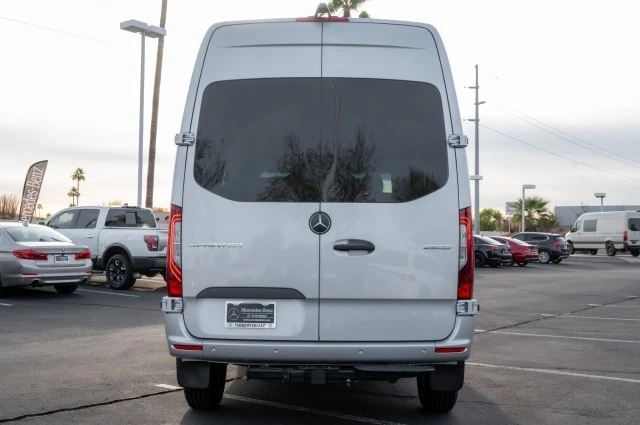 2024 Mercedes-Benz VS30 Sprinter - Image 6 of 12