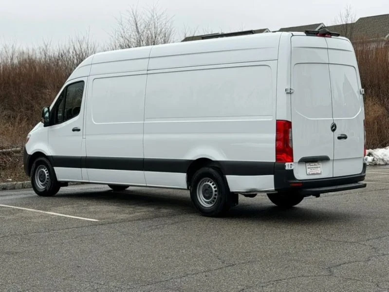 2024 Mercedes-Benz VS30 Sprinter - Image 7 of 12