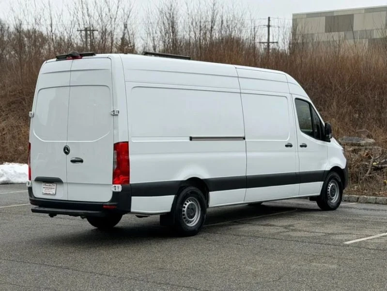 2024 Mercedes-Benz VS30 Sprinter - Image 5 of 12
