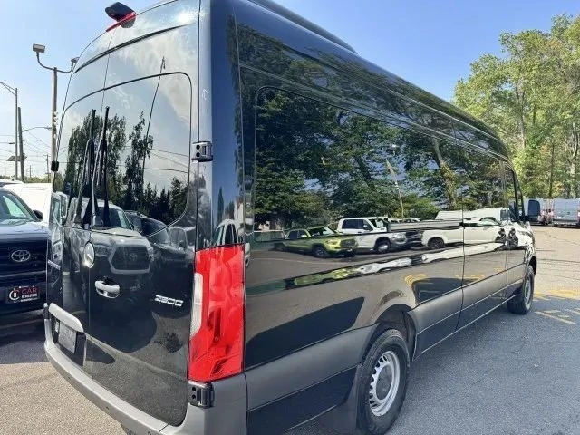 2024 Mercedes-Benz VS30 Sprinter - Image 8 of 12
