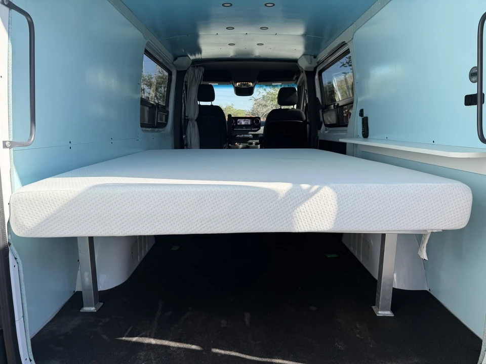 2024 Mercedes-Benz VS30 Sprinter - Image 6 of 21