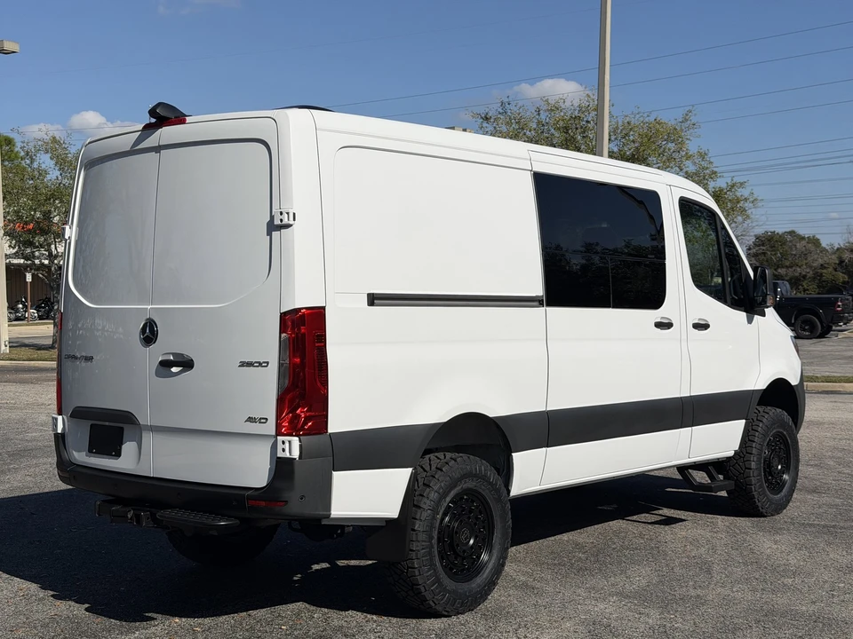2024 Mercedes-Benz VS30 Sprinter - Image 7 of 21