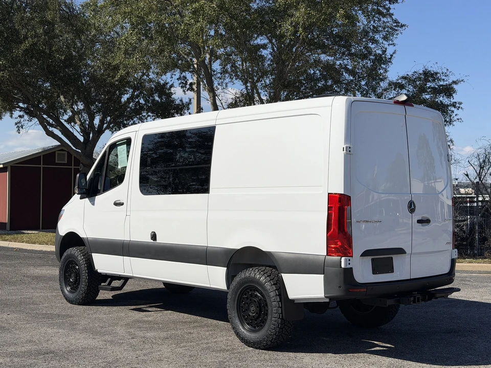 2024 Mercedes-Benz VS30 Sprinter - Image 4 of 21