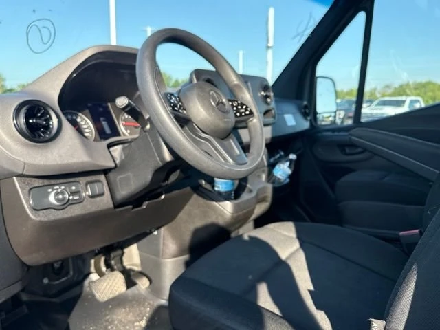2024 Mercedes-Benz VS30 Sprinter - Image 11 of 13
