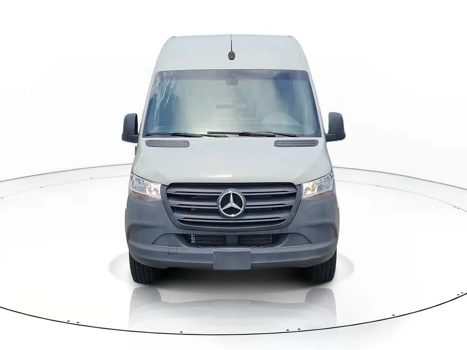 2024 Mercedes-Benz VS30 Sprinter - Image 2 of 19