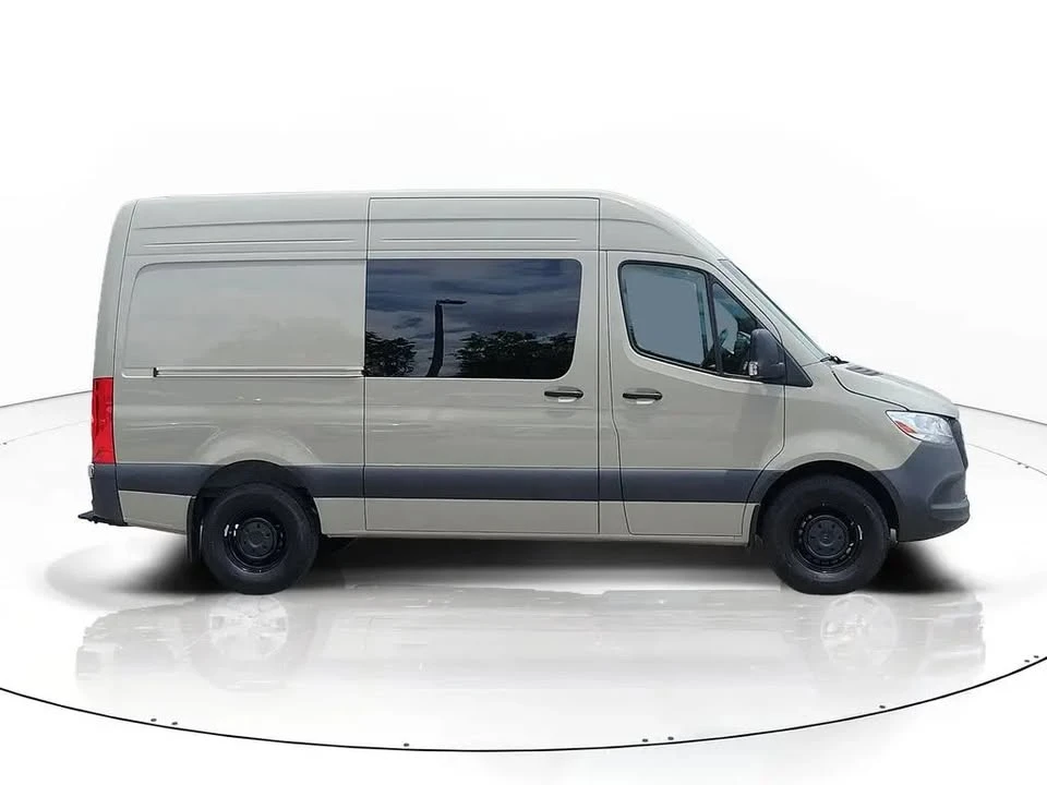 2024 Mercedes-Benz VS30 Sprinter - Image 5 of 19