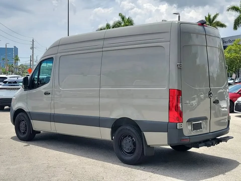 2024 Mercedes-Benz VS30 Sprinter - Image 8 of 19