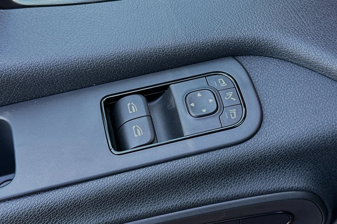 2024 Mercedes-Benz VS30 Sprinter - Image 13 of 21