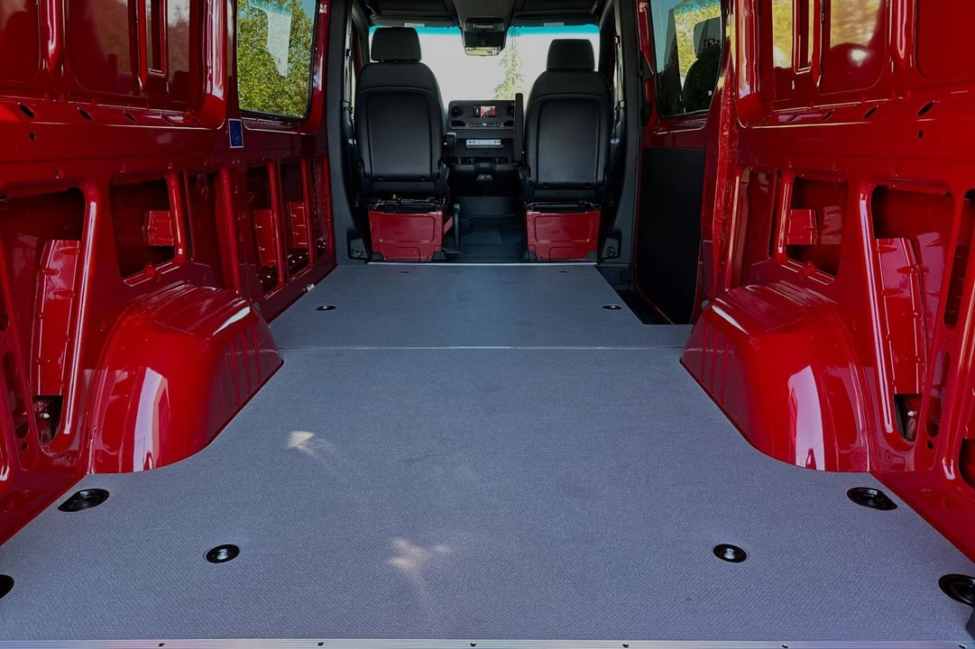 2024 Mercedes-Benz VS30 Sprinter - Image 16 of 21