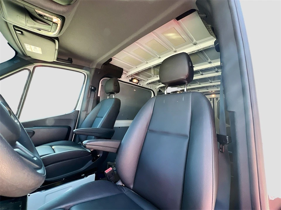 2024 Mercedes-Benz VS30 Sprinter - Image 11 of 12