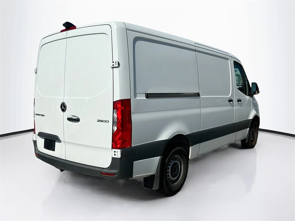 2024 Mercedes-Benz VS30 Sprinter - Image 7 of 12