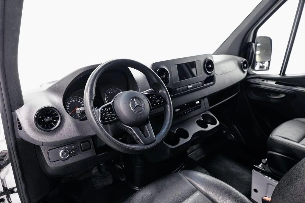 2024 Mercedes-Benz VS30 Sprinter - Image 8 of 12